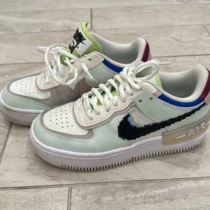 Nike Air Force- like NEW